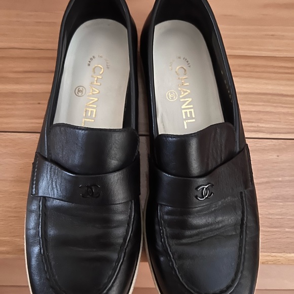 Chanel Loafers Size IT 38.5 - Picture 9 of 12